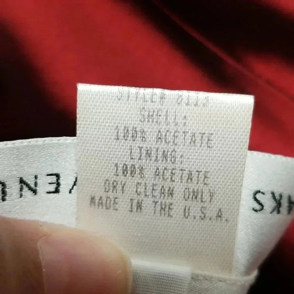 {MMF Collection by Mary McFadden} Vintage Burgundy Red Pencil Skirt - Picture 10 of 10